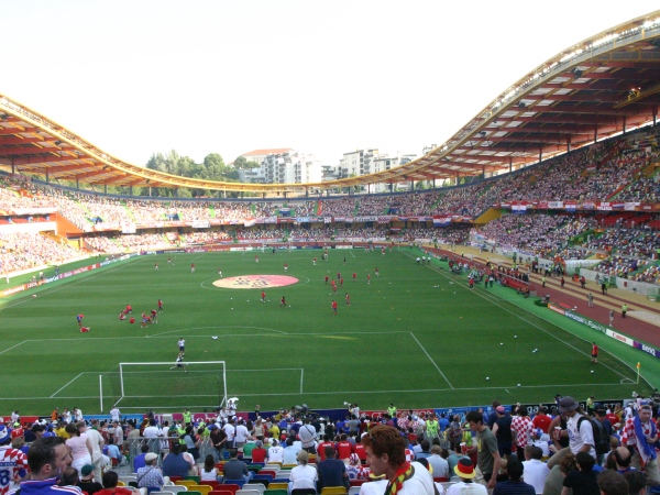 Estádio Dr. Magalhães Pessoa Stadium image
